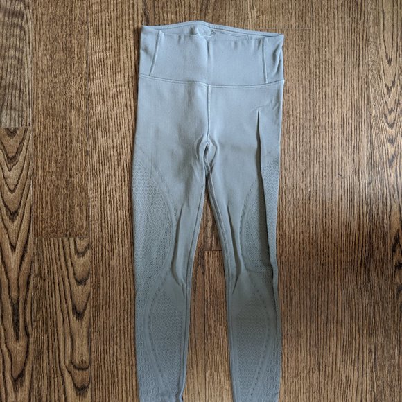 Lululemon Reveal Tight Grey Sage - Picture 5 of 11